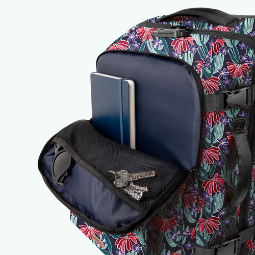 Cabaia Edea kleiner blauer 2-Rollen-Weichkoffer