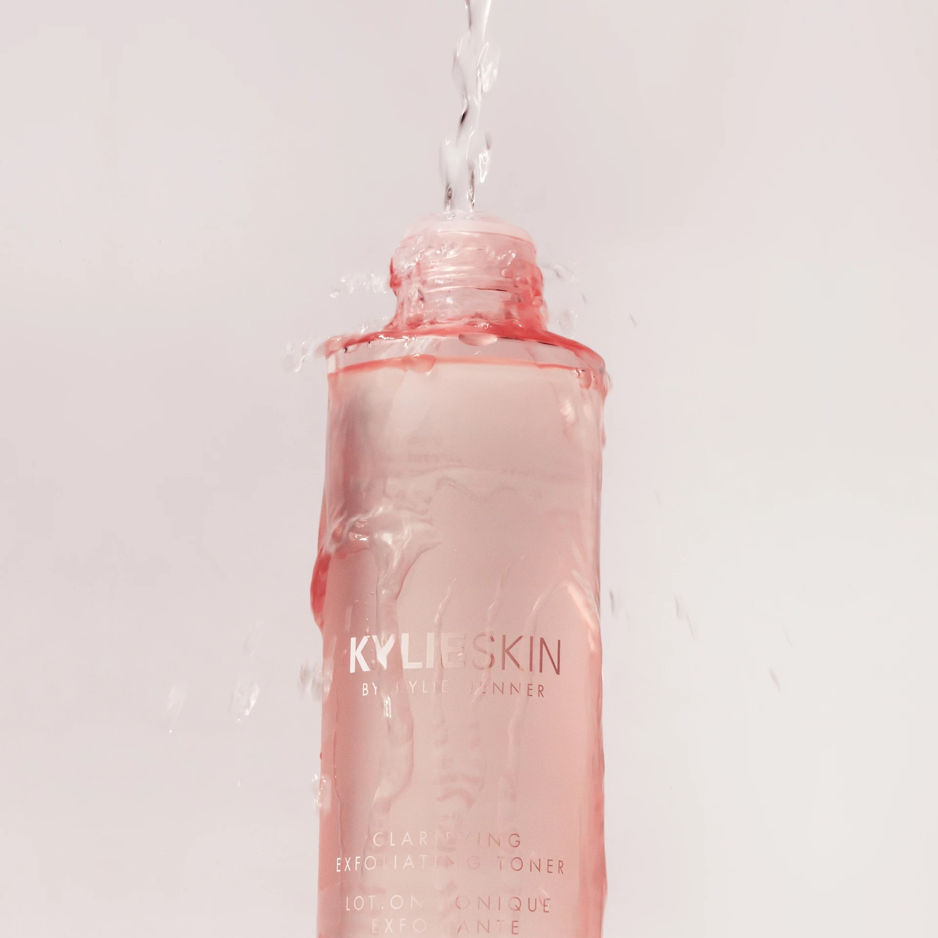 Loțiune tonică exfoliantă clarificatoare 150 ml - Kylie By Kylie Jenner