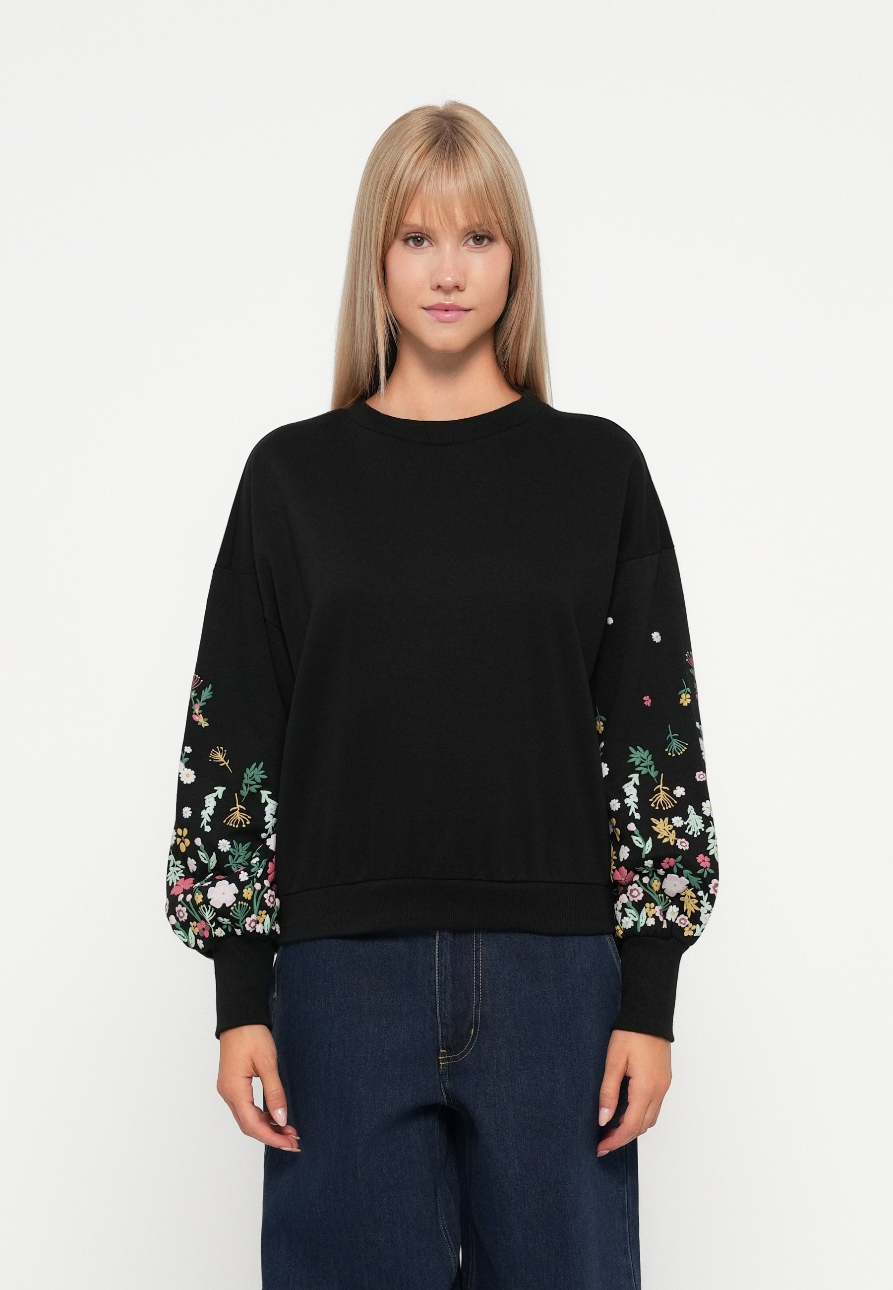 ONLY ONLBROOOKE LS O-NECK FLOWER NOOS - Sweatshirt - zwart