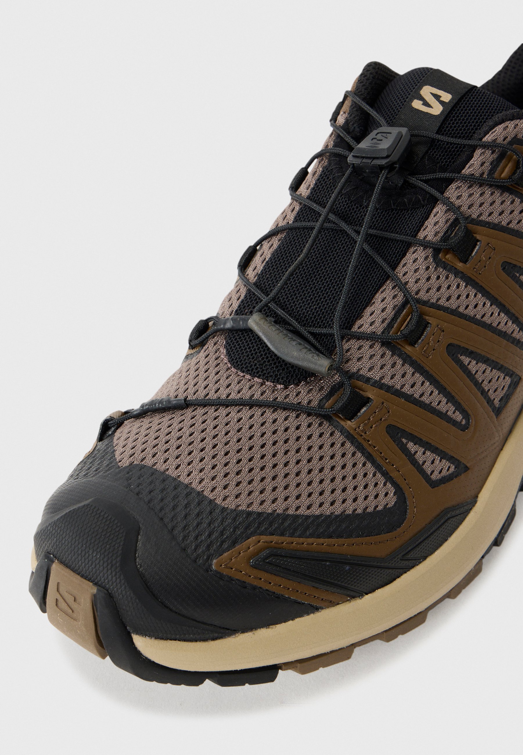 Salomon XA PRO 3D V9 - Scarpe da trekking - deserto/nero