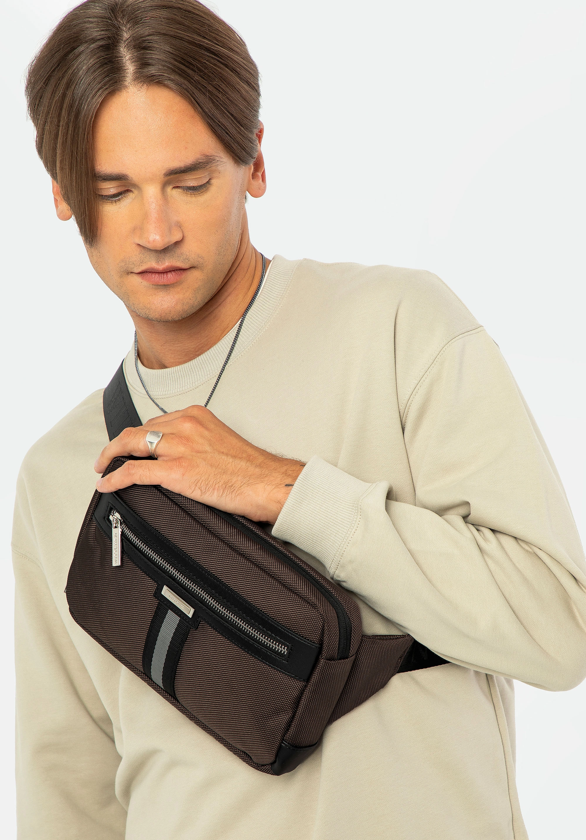 Męska torebka nerka z tasiemką oliwkowa