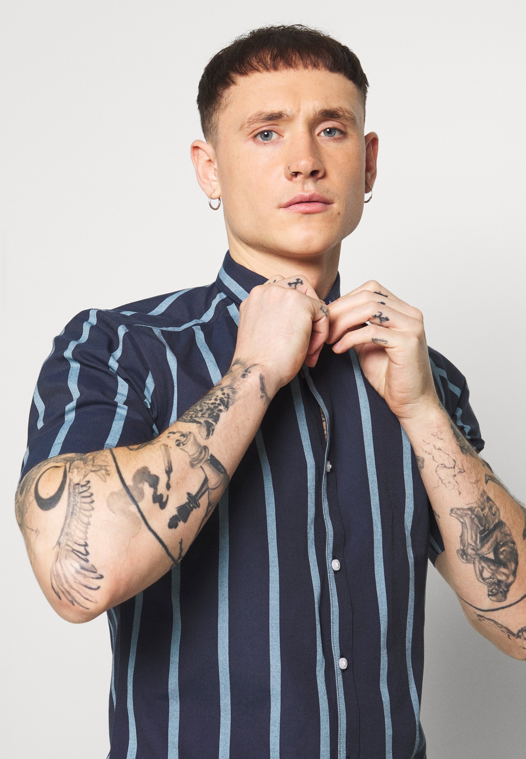 Only & Sons ONSTRAVIS LIFE GESTREEPT - Shirt - donkerblauw