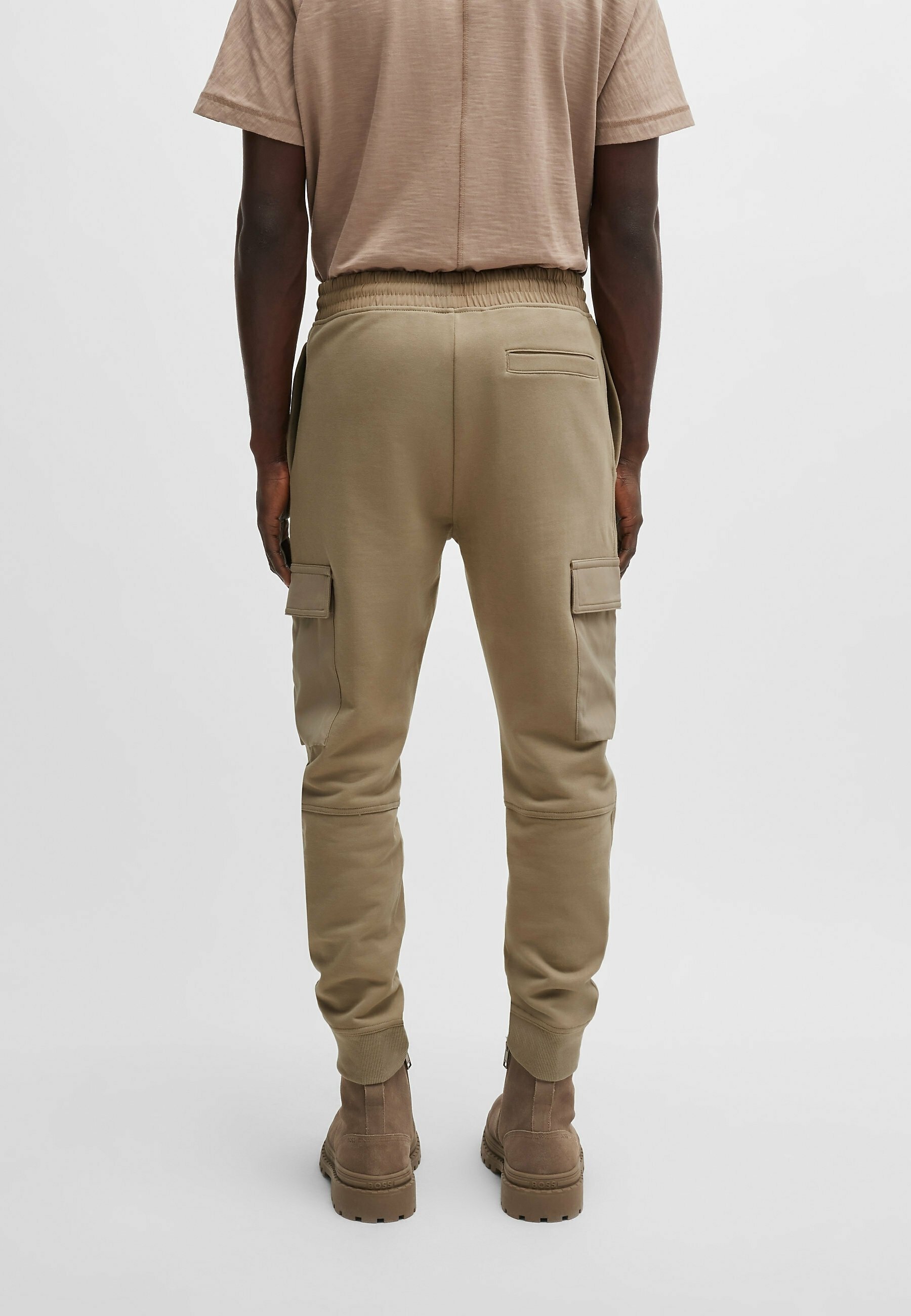 Pantalon cargo BOSS - marron
