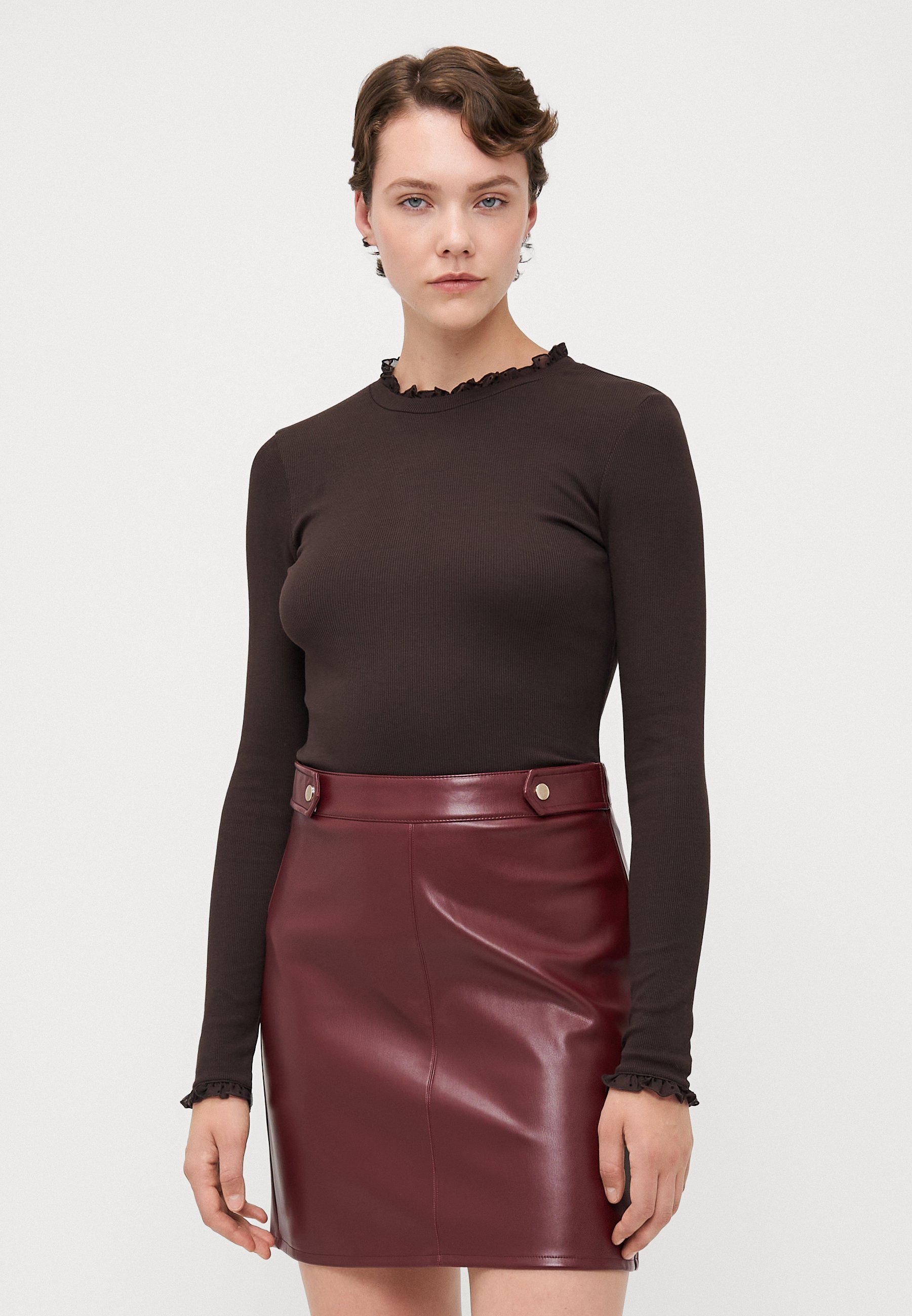ONLY Tall ONLLESLIE - Top met lange mouwen - chocoladetaart