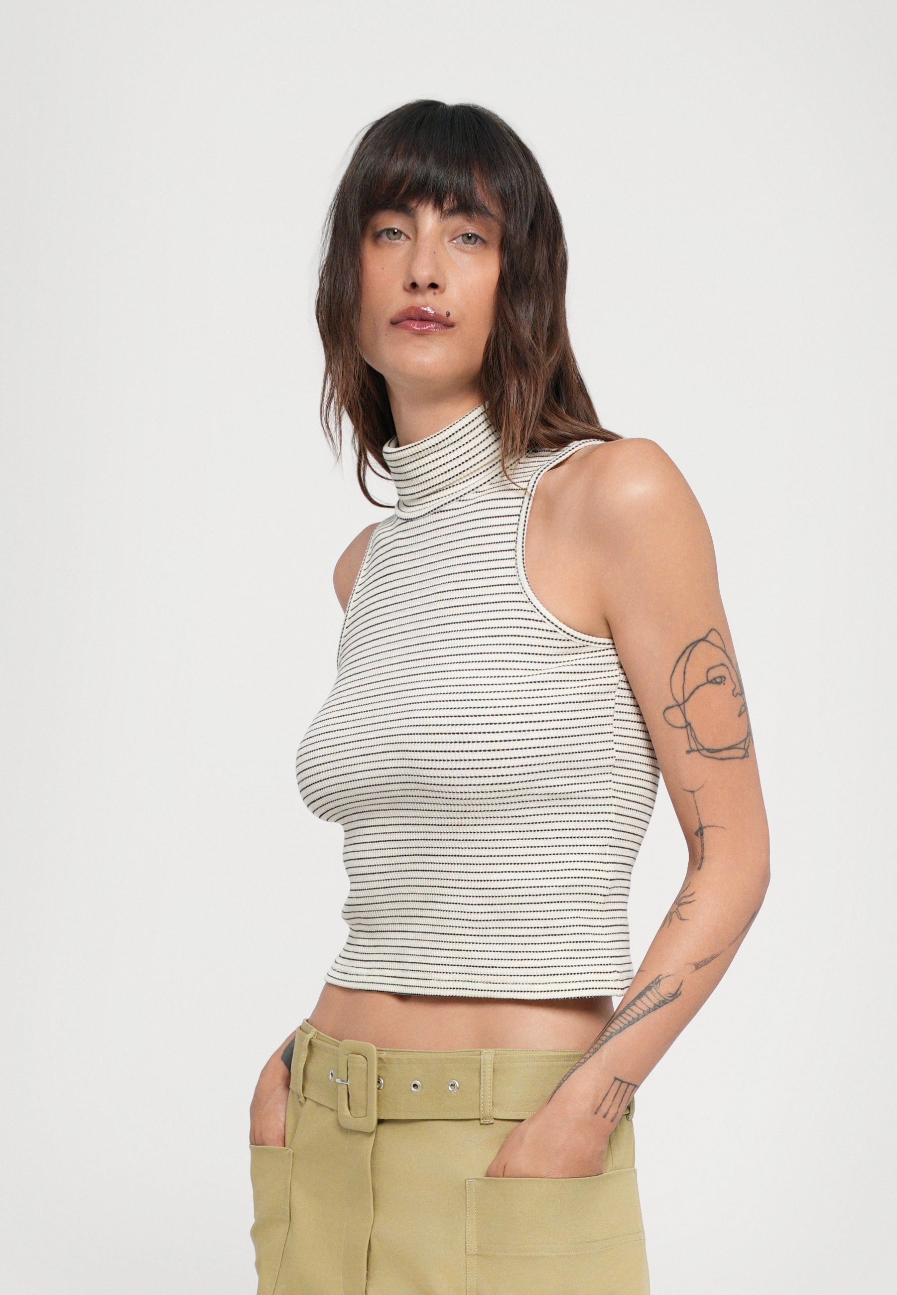OFFICINE GENERALE FATI PIEDYE - Shorts - tan