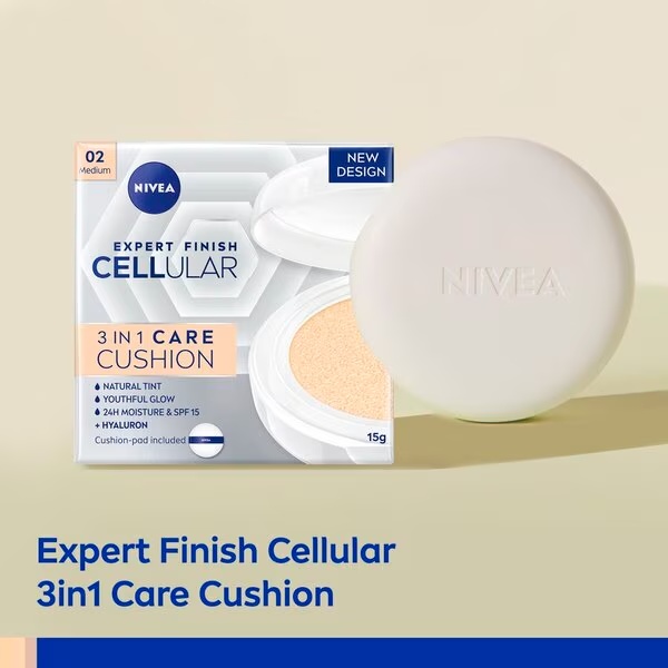 NIVEA Cellular Expert Finish 02 Medium SPF15 3-v-1 negovalni puder v obliki blazinice<br>15 g
