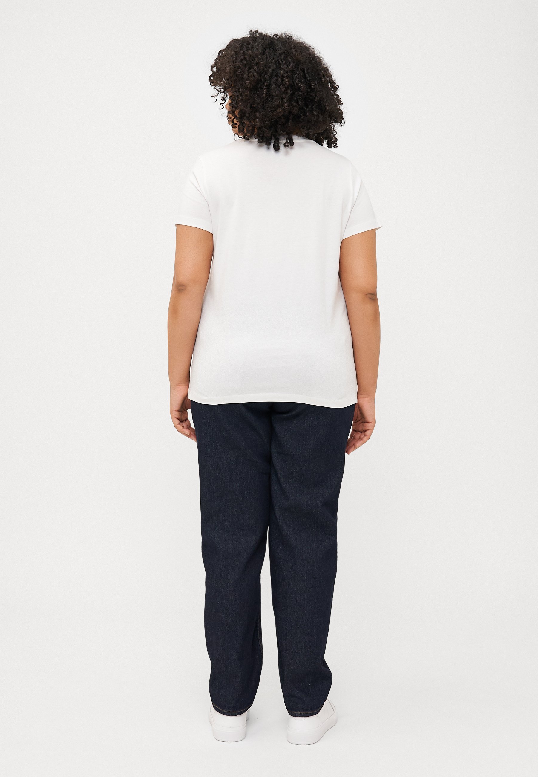 T-shirt imprimé Vero Moda Curve VMCGALIA col rond - blanc neige/noir