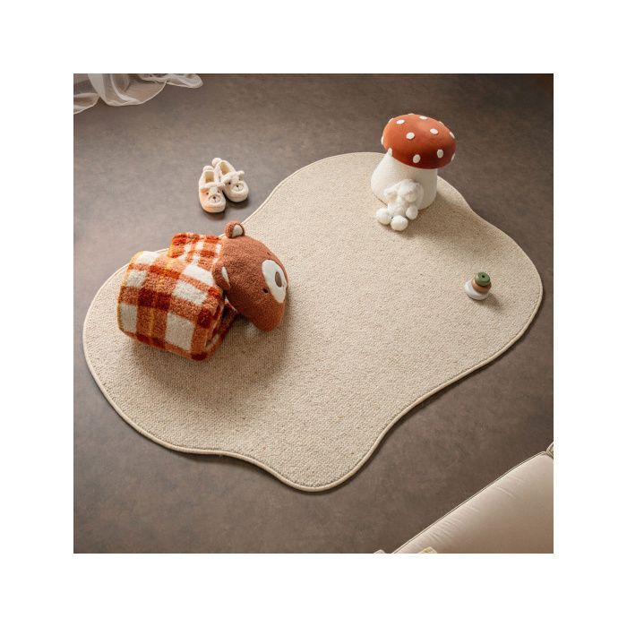 Tapis contemporain de forme organique - Latoon - Grège - 120 x 180 cm