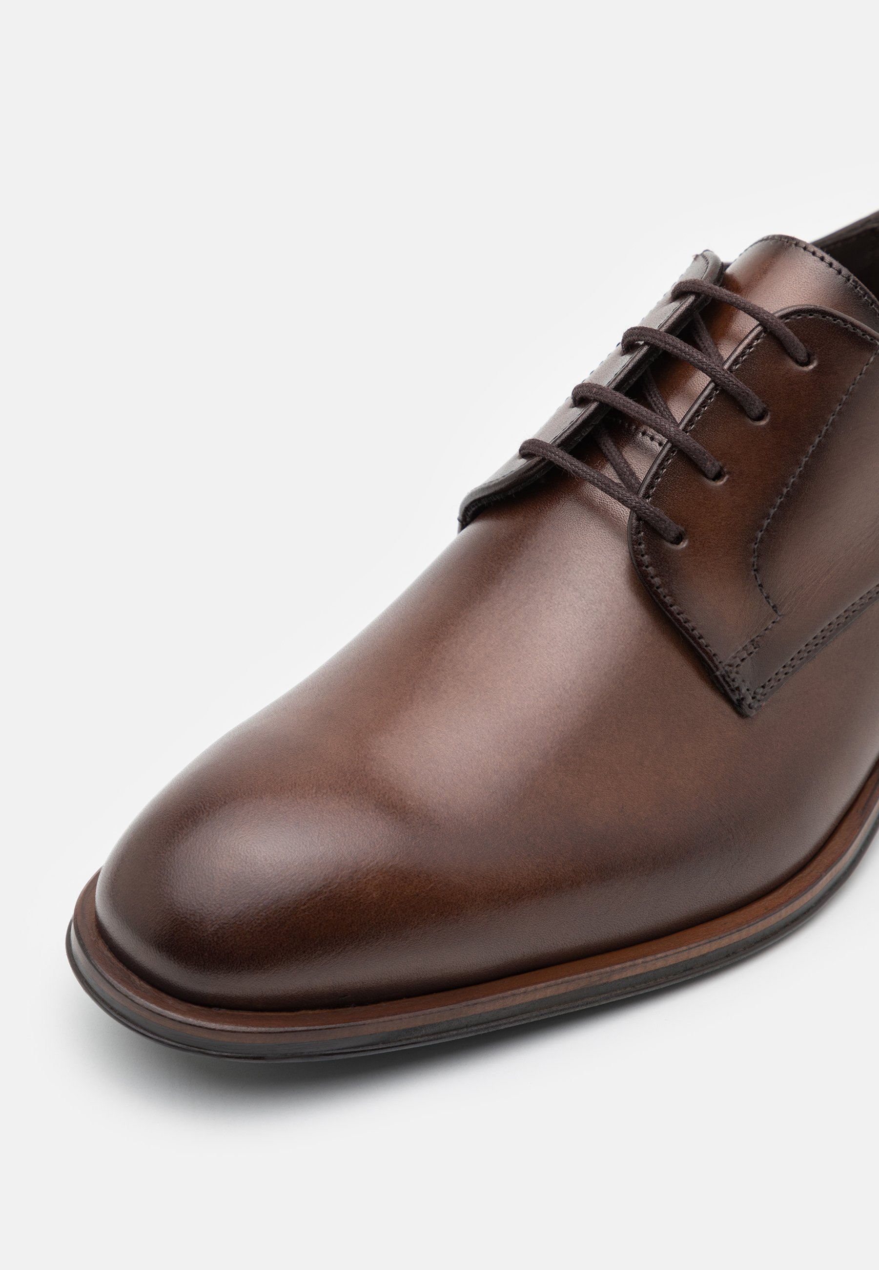 Lloyd SABRE – Elegante Schnürschuhe – Zigarre