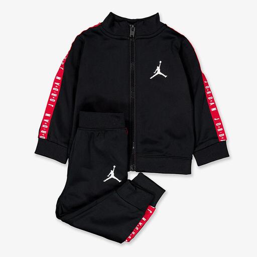  Škandál Nike