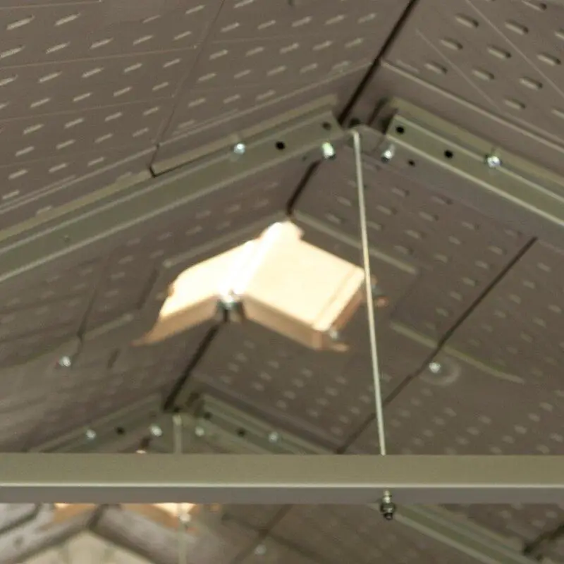 Kunststof opbergloods van 2,4 meter breed x 4,5 meter diep