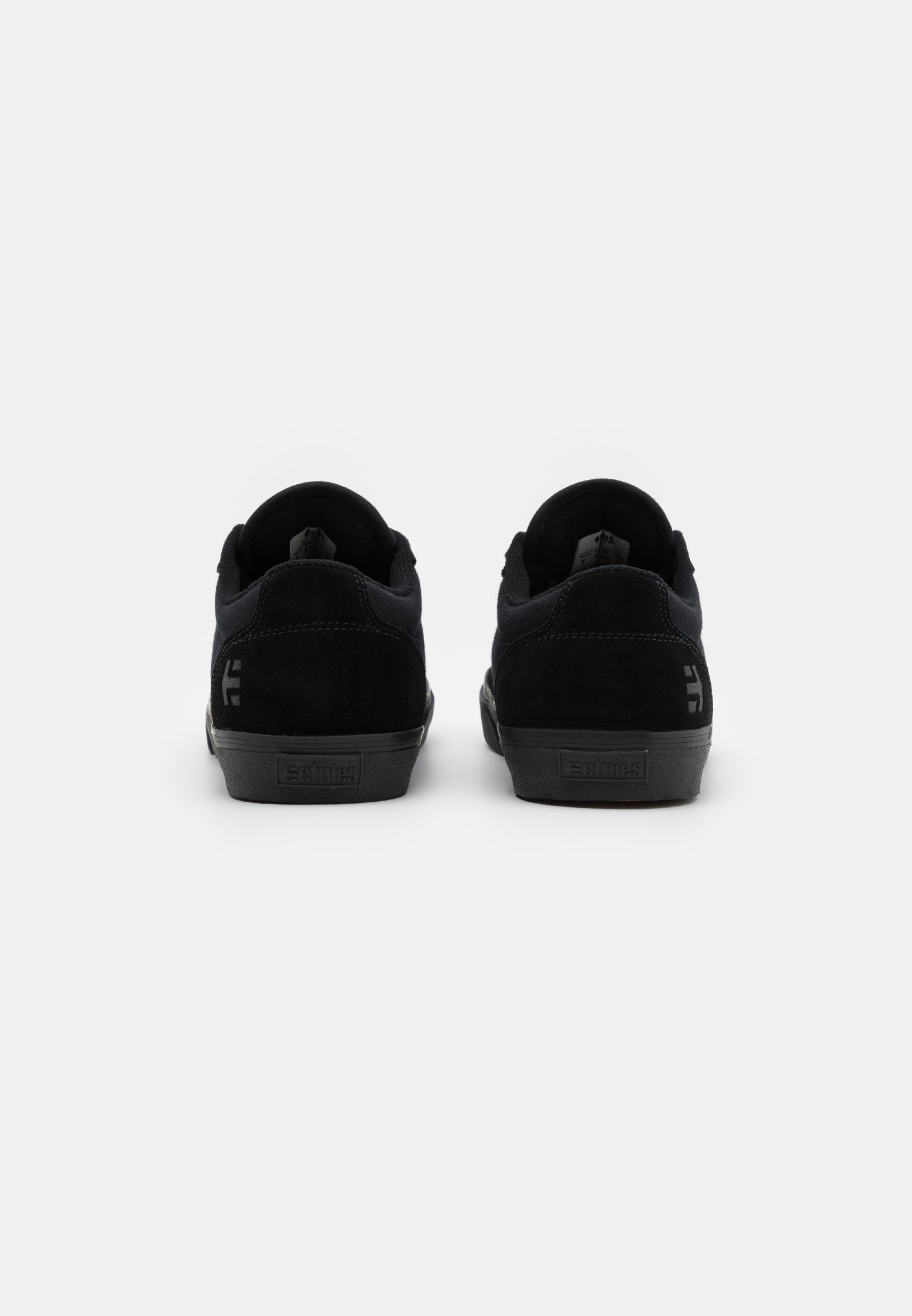 Baskets basses Etnies