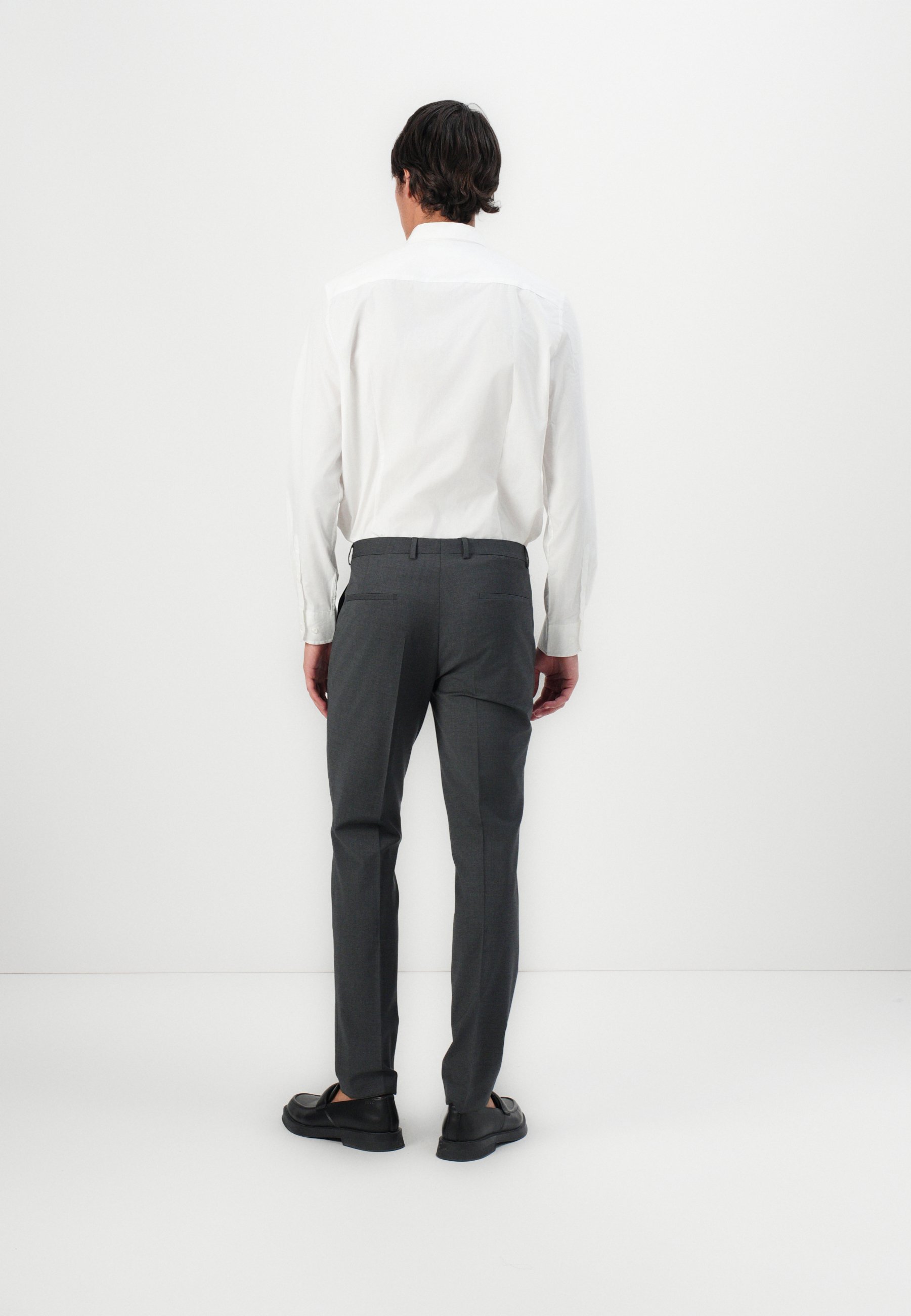 HUGO HESTEN - Pantalon - gris foncé