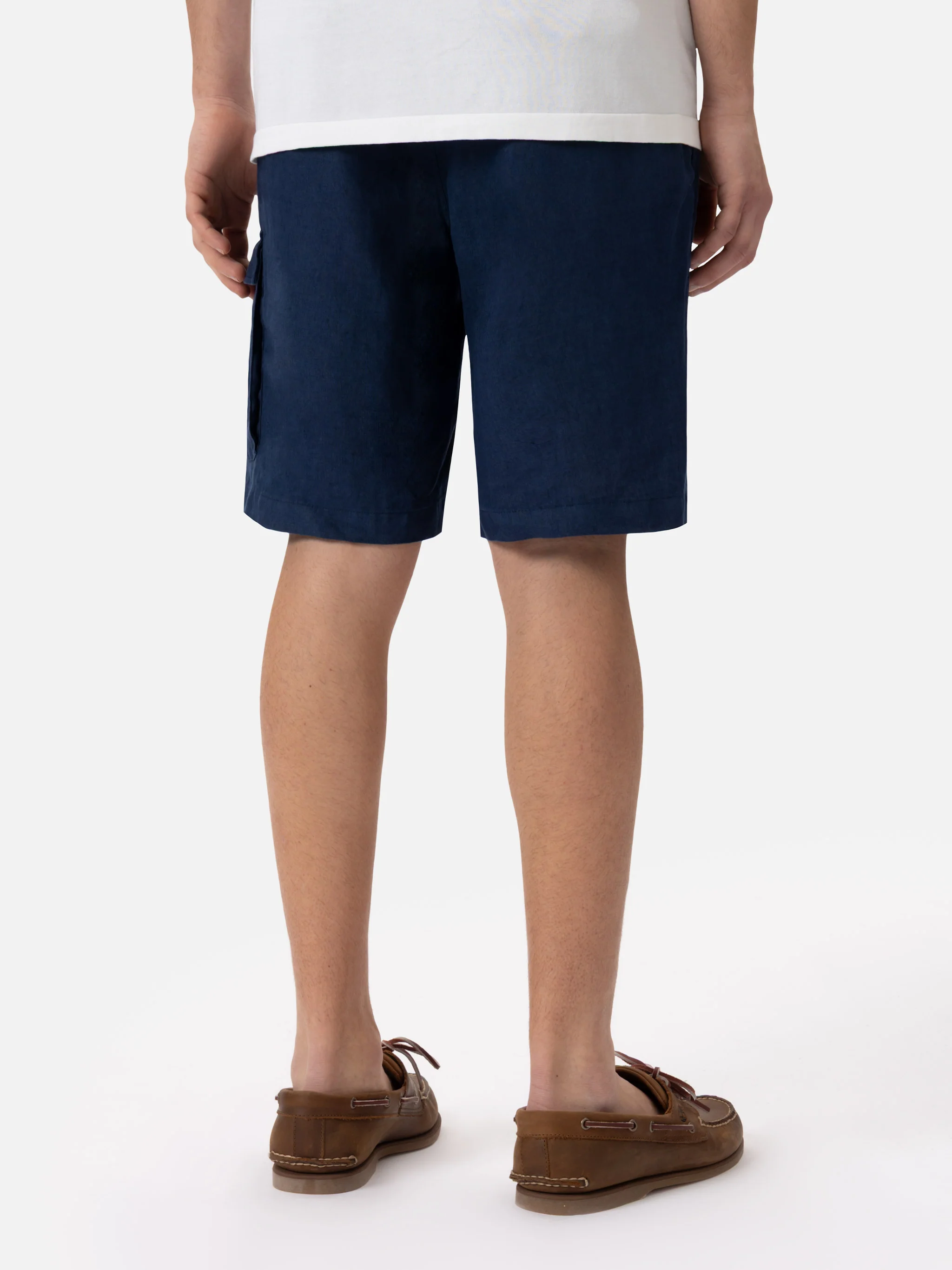 Herenbermudashorts van linnen in marineblauw, elastische tailleband, trekkoord, utility-zak, achterzakken met knoopsluiting, merklabel | MC2 Saint Barth