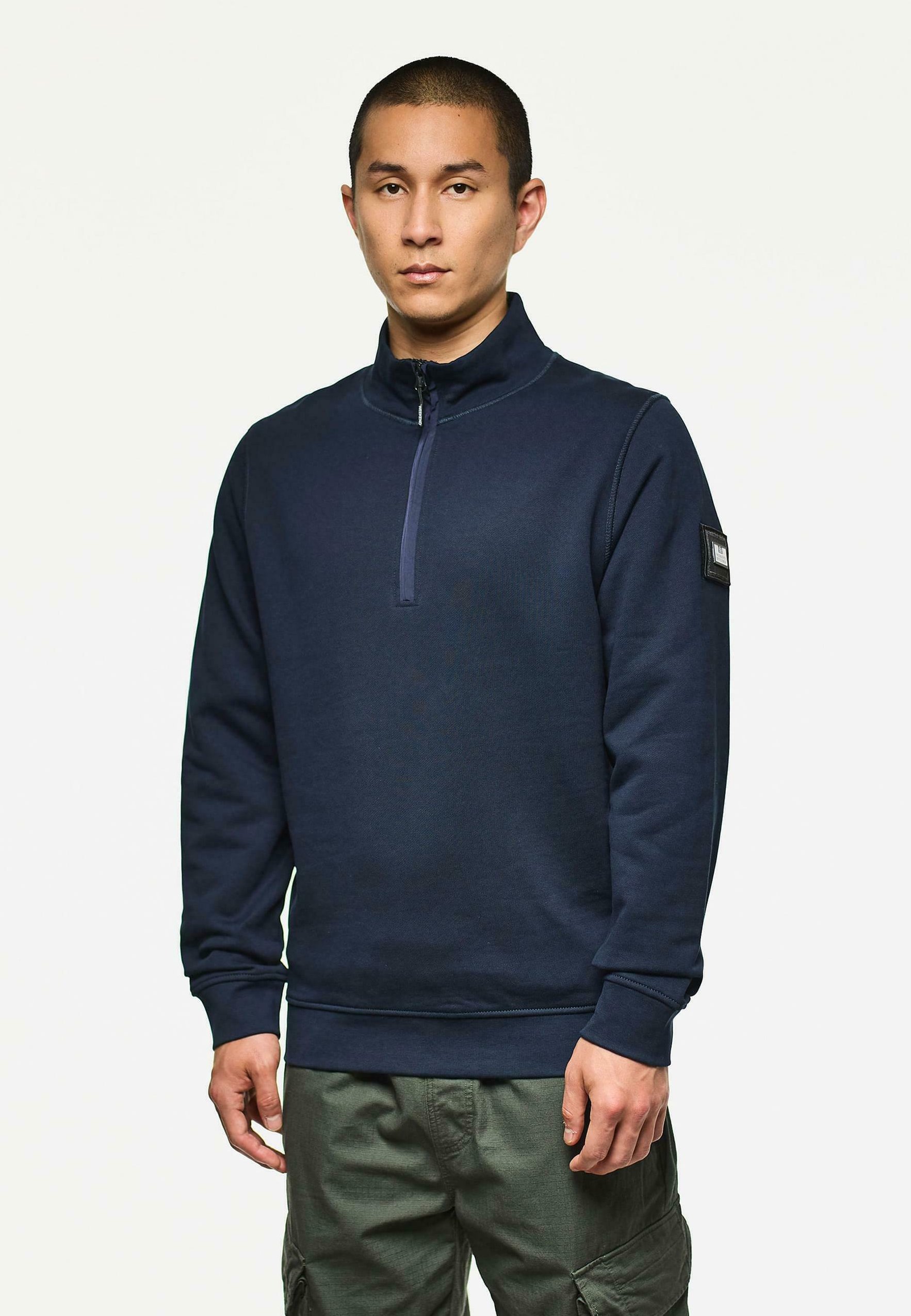 Mikiny Weekend Offender