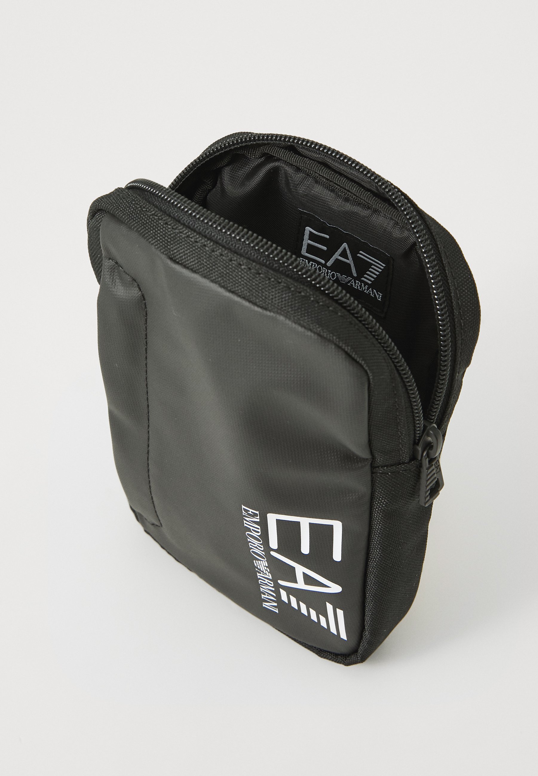 EA7 Emporio Armani TRAIN CORE U MINI POUCH BAG UNISEX - Crossbodytas - zwarte schoonheid