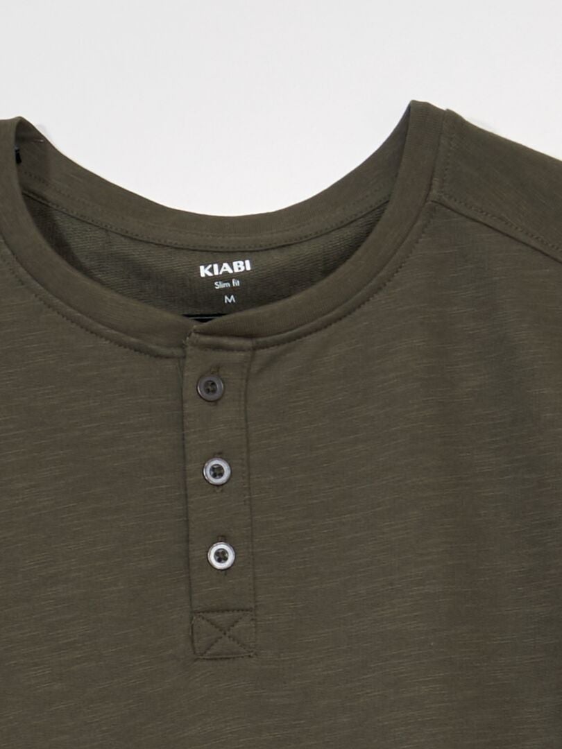 Camiseta de gola Henley de cor sólida - Verde militar