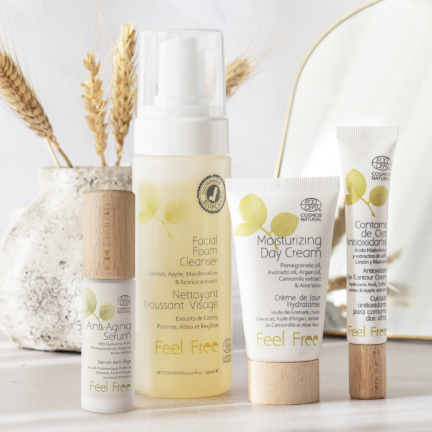 Spumă de curățare facială Feel Free 150 ml