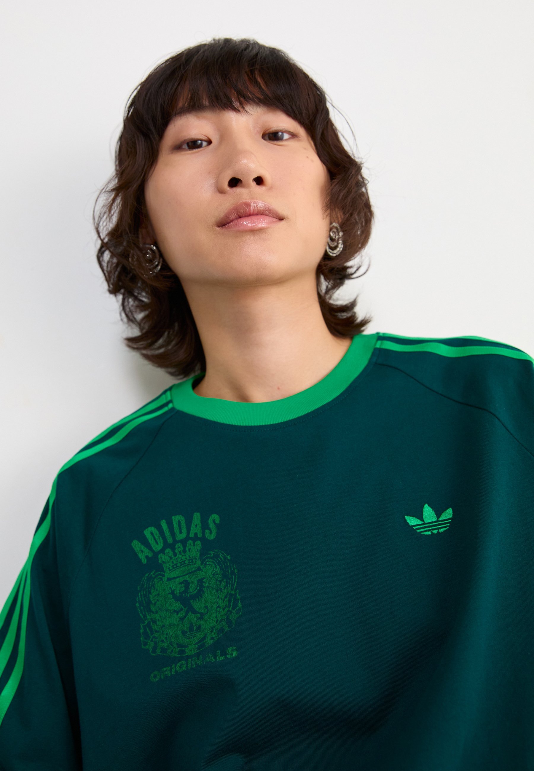adidas Originals LOOSE TEE - Tričko s potiskem - black