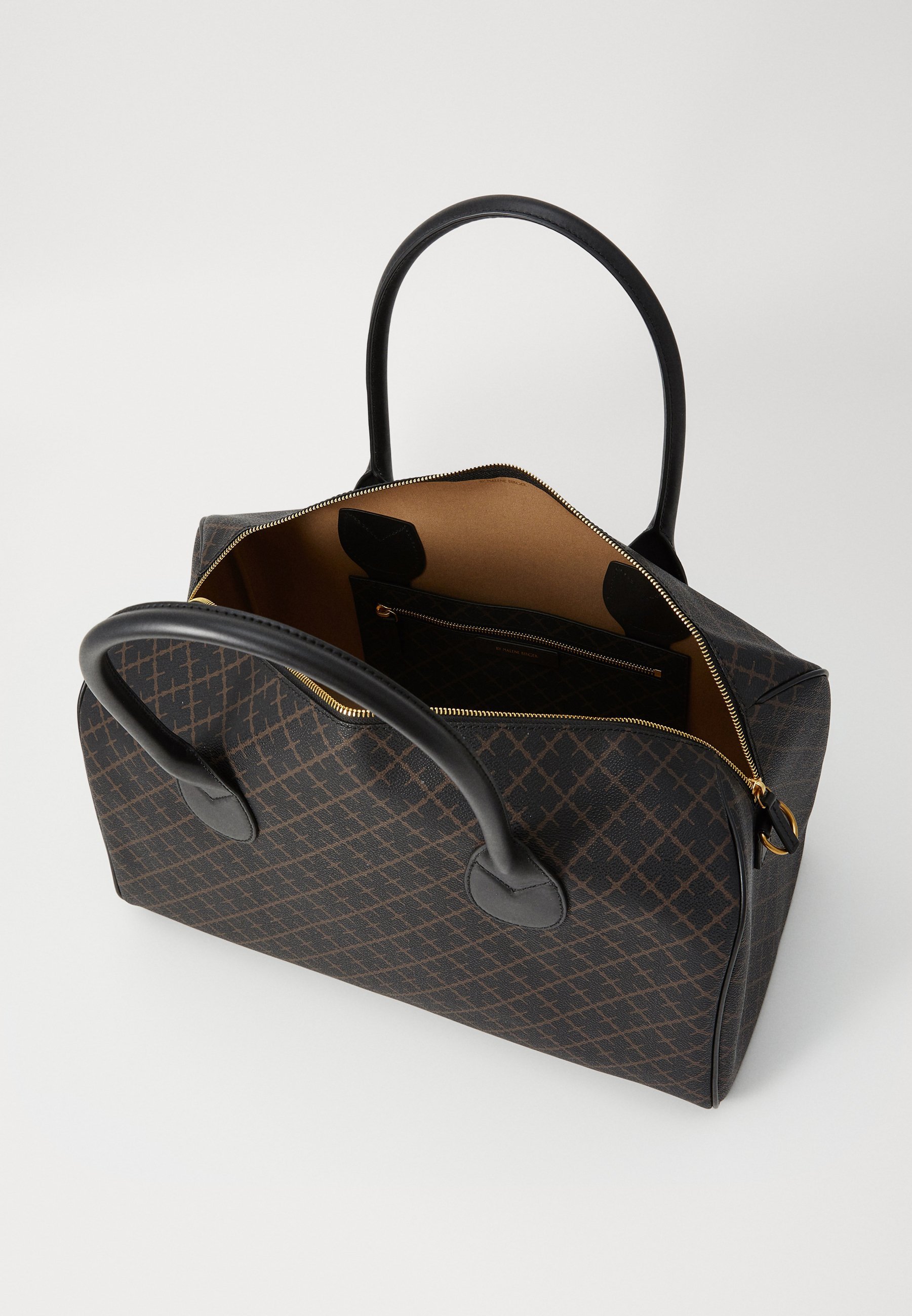 Autorstwa Malene Birger Travel