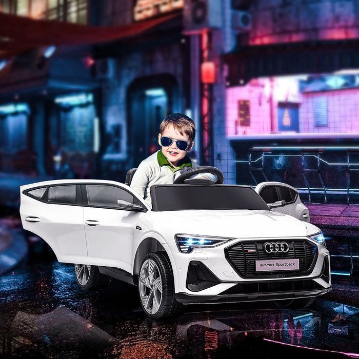 Elektrisches Kinderauto – HOMCOM – Offiziell lizenziertes Audi E-Tron Sportback 12V mit Fernbedienung, LED-Anzeige, MP3- und USB-Anschluss – PP – Weiß