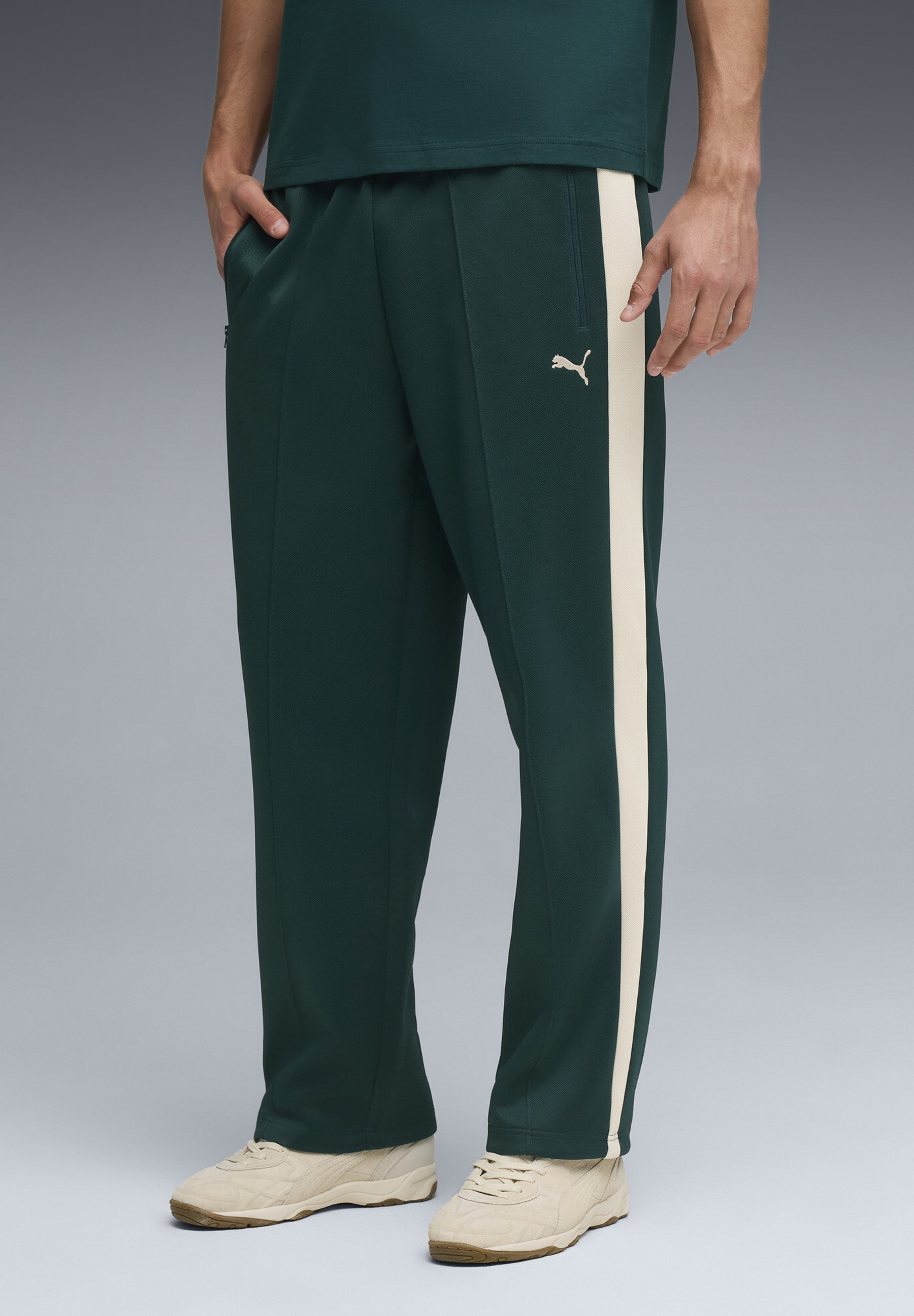 Puma ALWAYS ON RELAXED TRAININGS - Bas de survêtement - terrain vert/neige alpine