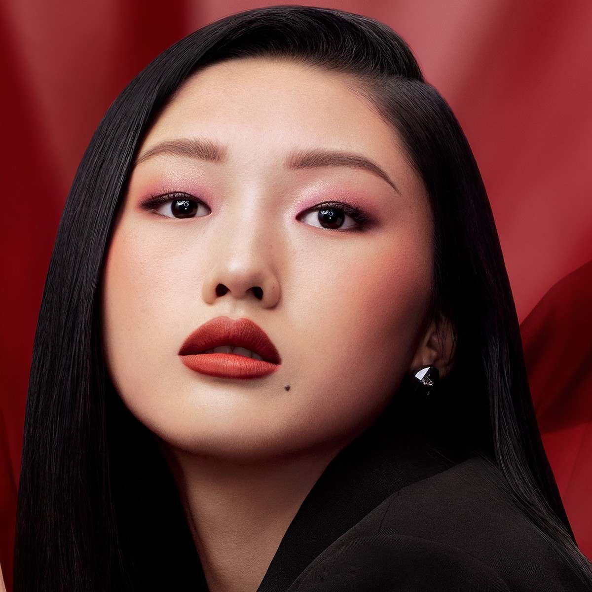 MAC lūpu krāsas pūdera skūpsts Velvet Blur plāns stienītis - 2 g