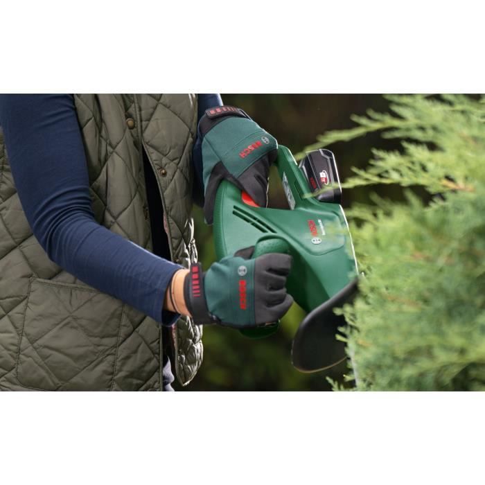 Bosch UniversalHedgePole 18 Telescopische Draadloze Heggenschaar (1 x 18V 2,5Ah Accu, Oplader, Bladlengte 43cm)