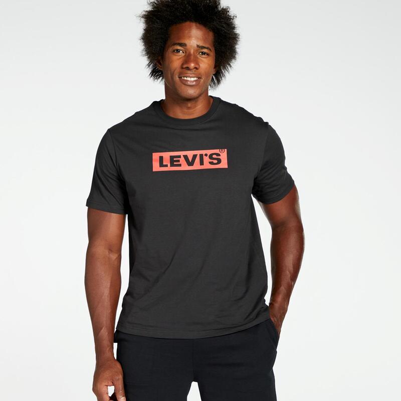  Levi's T-shirt