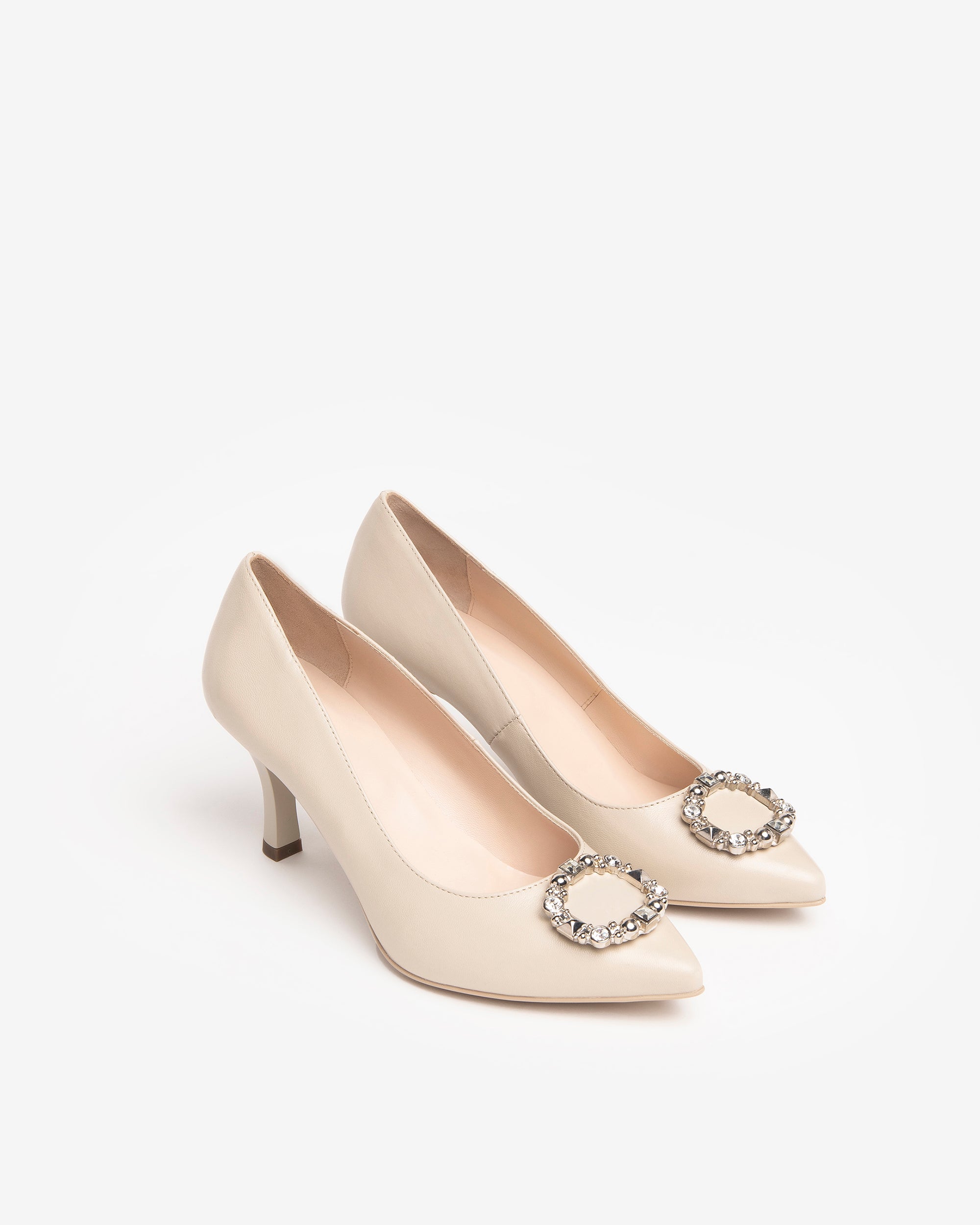  Damen-Pumps aus Leder