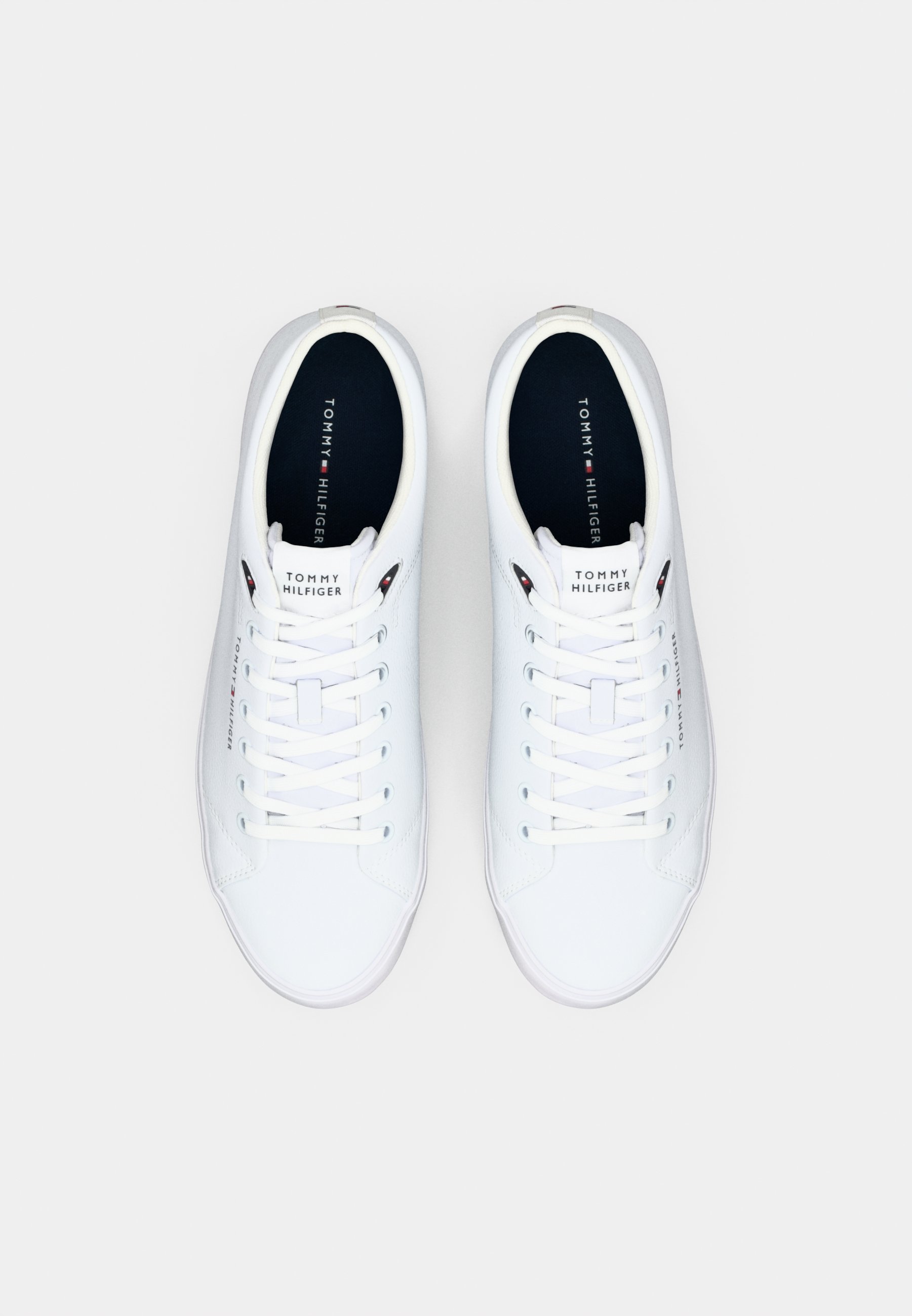Tommy Hilfiger CORE LOW - Sneakers - wit