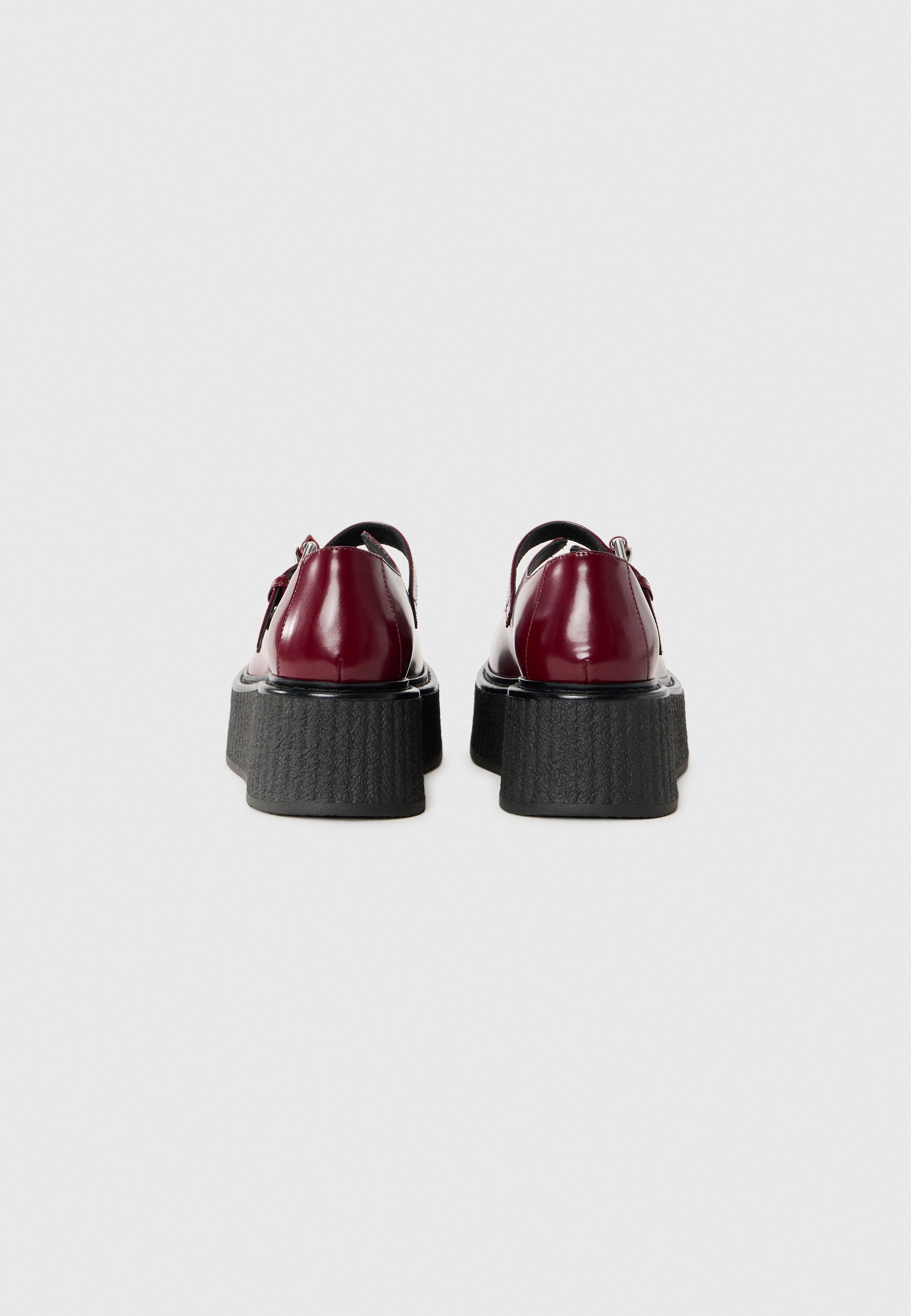 MOSCHINO Slip-ons - vino