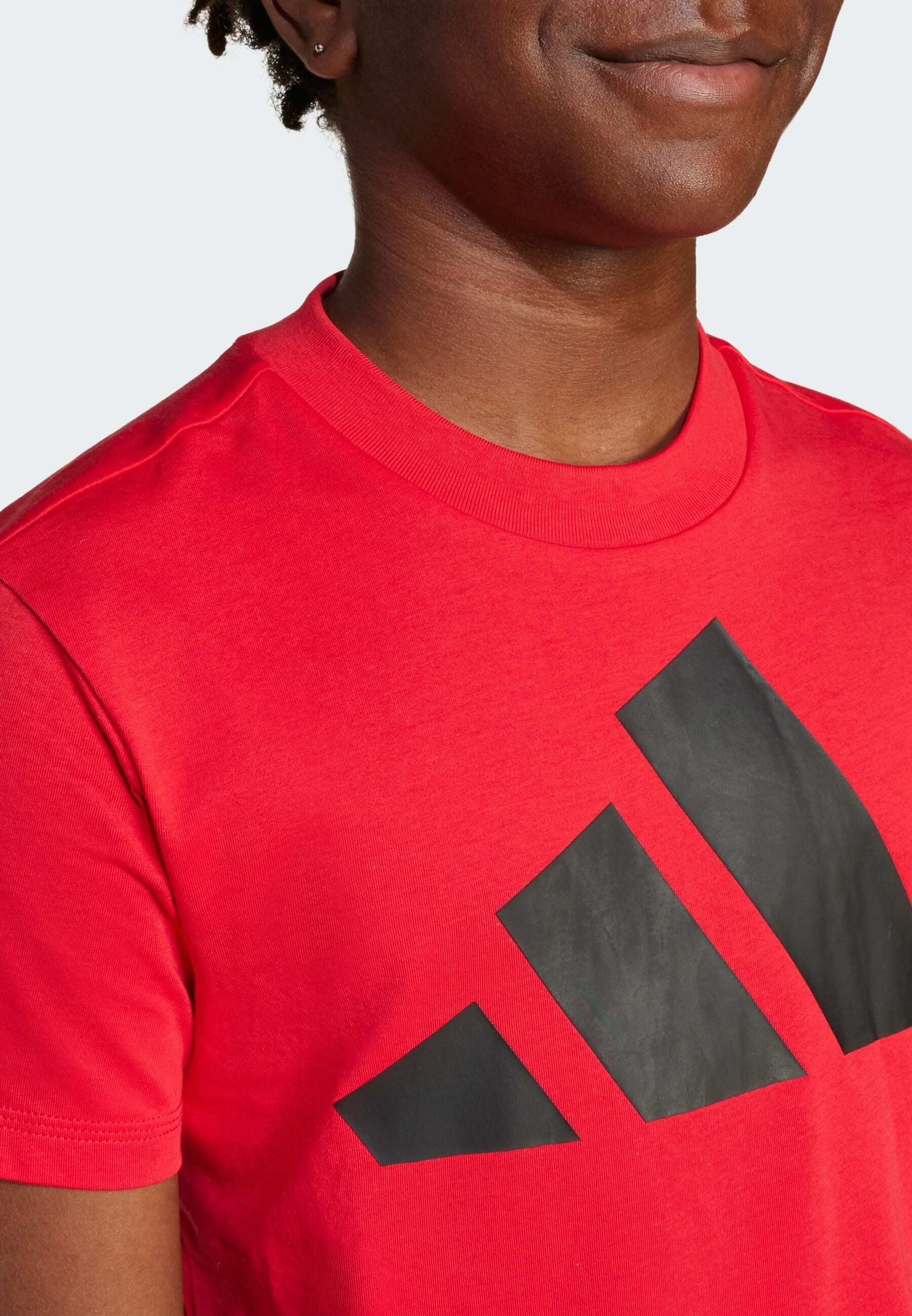 adidas Performance ESSENTIALS JUNIOR UNISEX - Majica s potiskom - čisto rubinasto črna