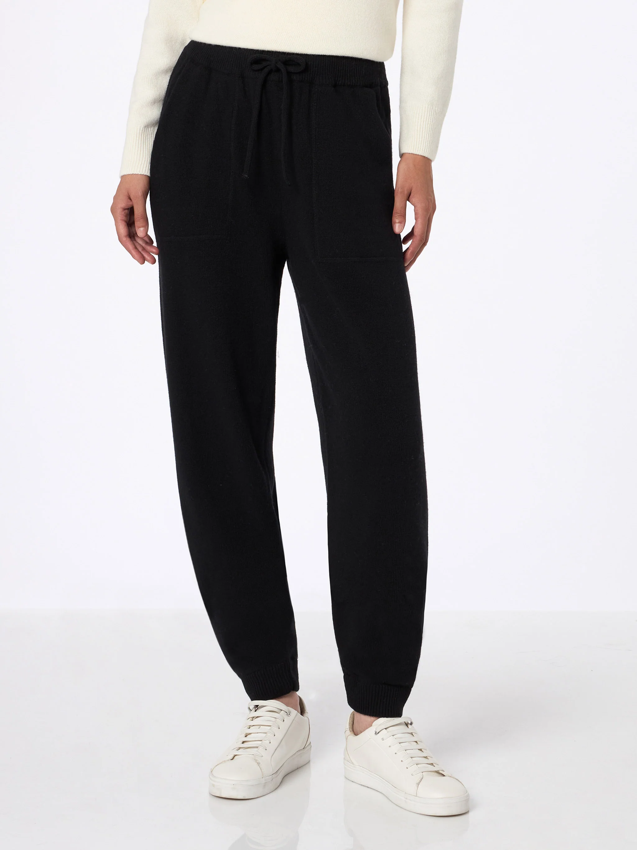 Pantalones deportivos de punto negros para mujer