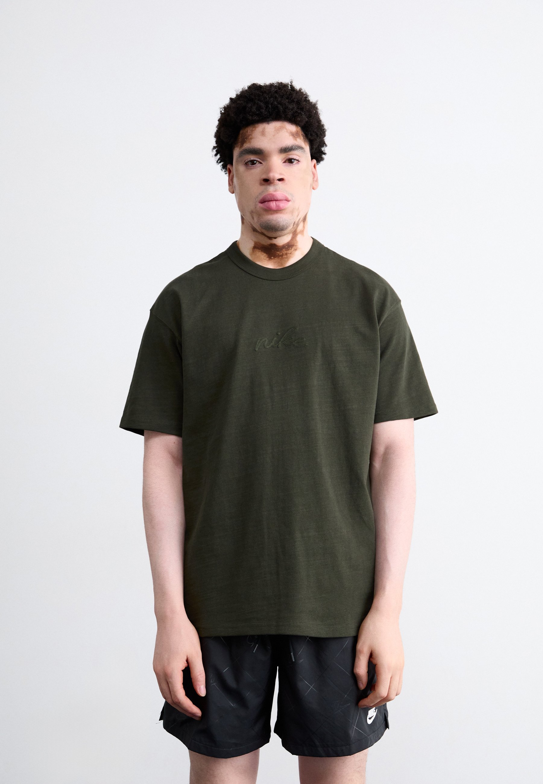 Nike Sportswear Basic T-shirts