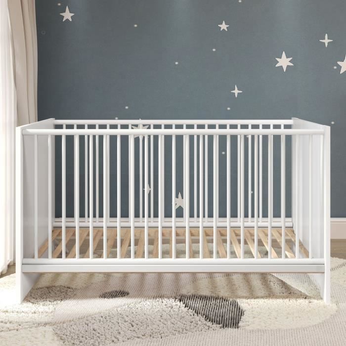 Conjunto de tres piezas para habitación infantil: cuna de 70 x 140 cm + cambiador + armario OLIVIA - Blanco - TREND TEAM
