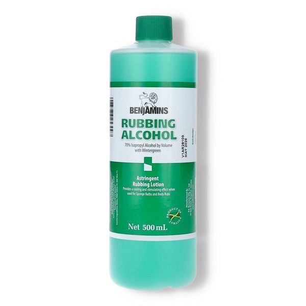 Benjamins isopropanol med vintergrønn – 500 ml | Gaver til pappa | Superdrug