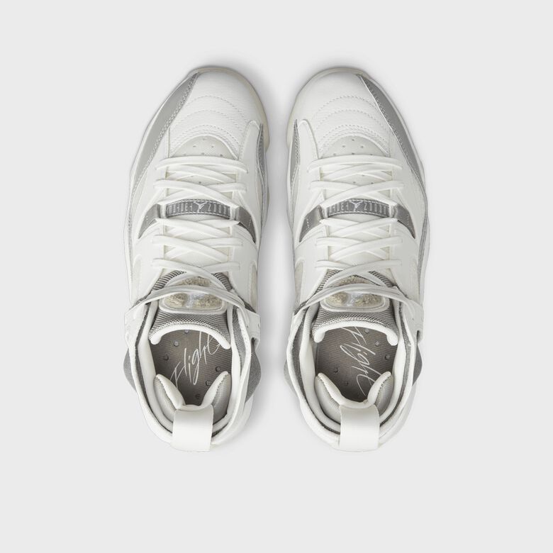 WMNS Jumpman Deux Trey