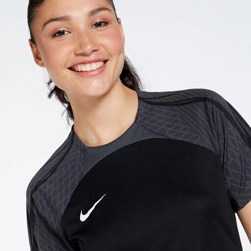Nike Strike