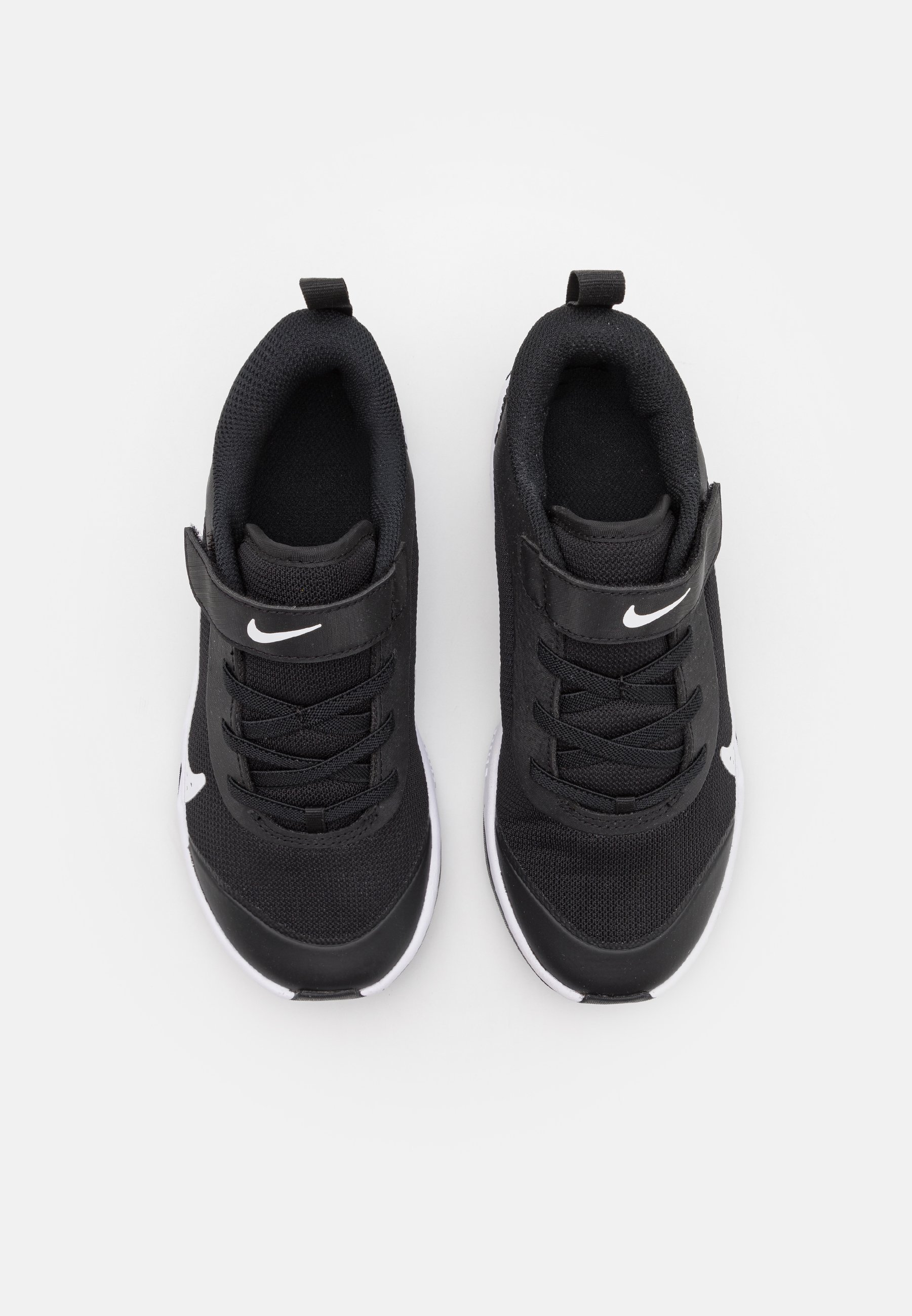 Baskets Nike Performance OMNI MULTI COURT UNISEX - Noir/Blanc