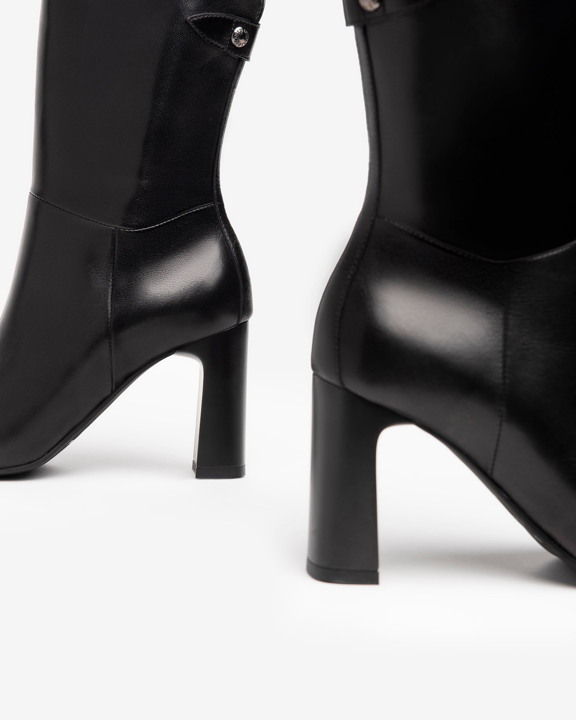  Damen-Ankle-Boots aus Leder