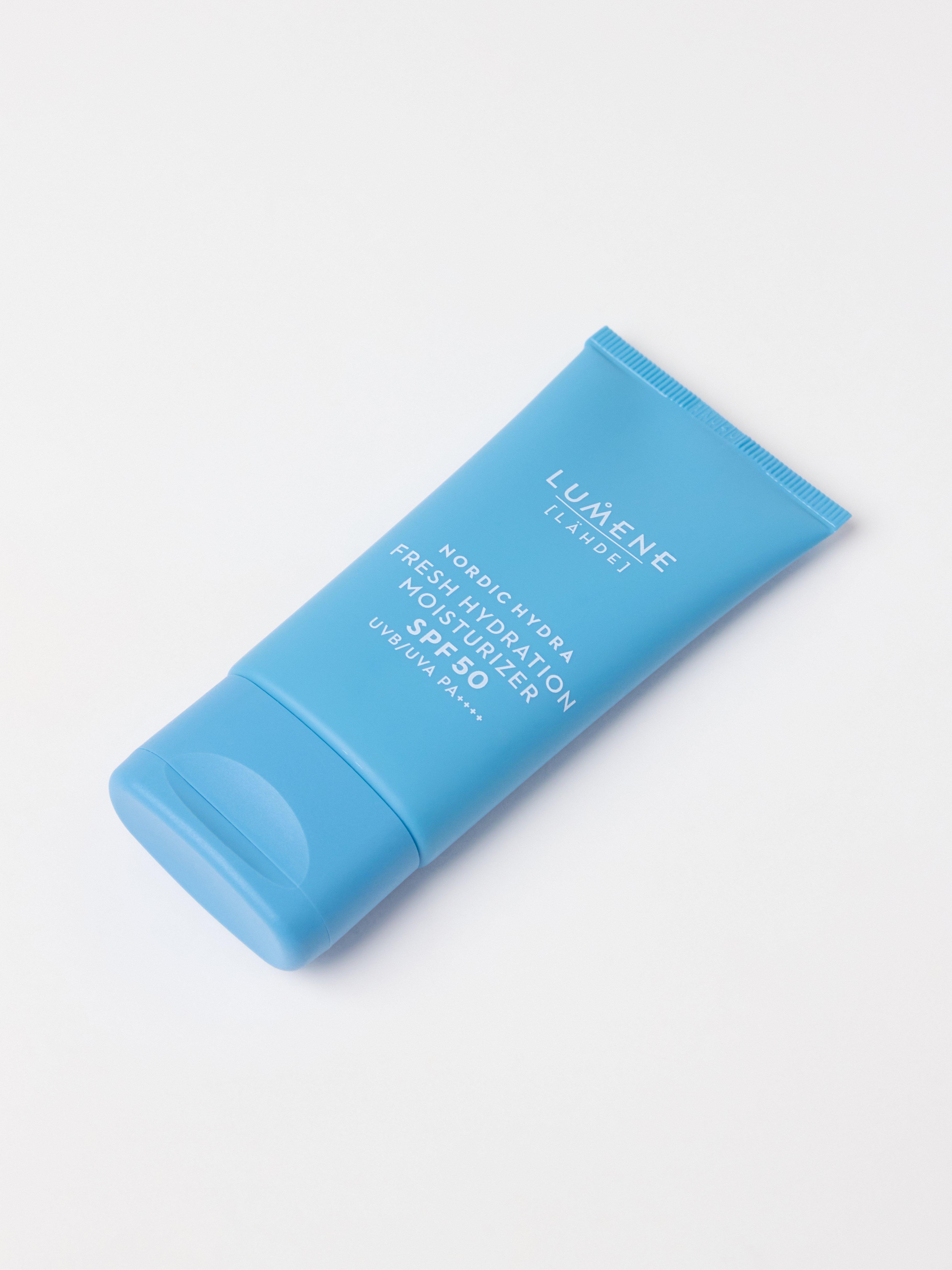 Hydratační krém Lumene Nordic Hydra Fluid SPF50 bez barviva