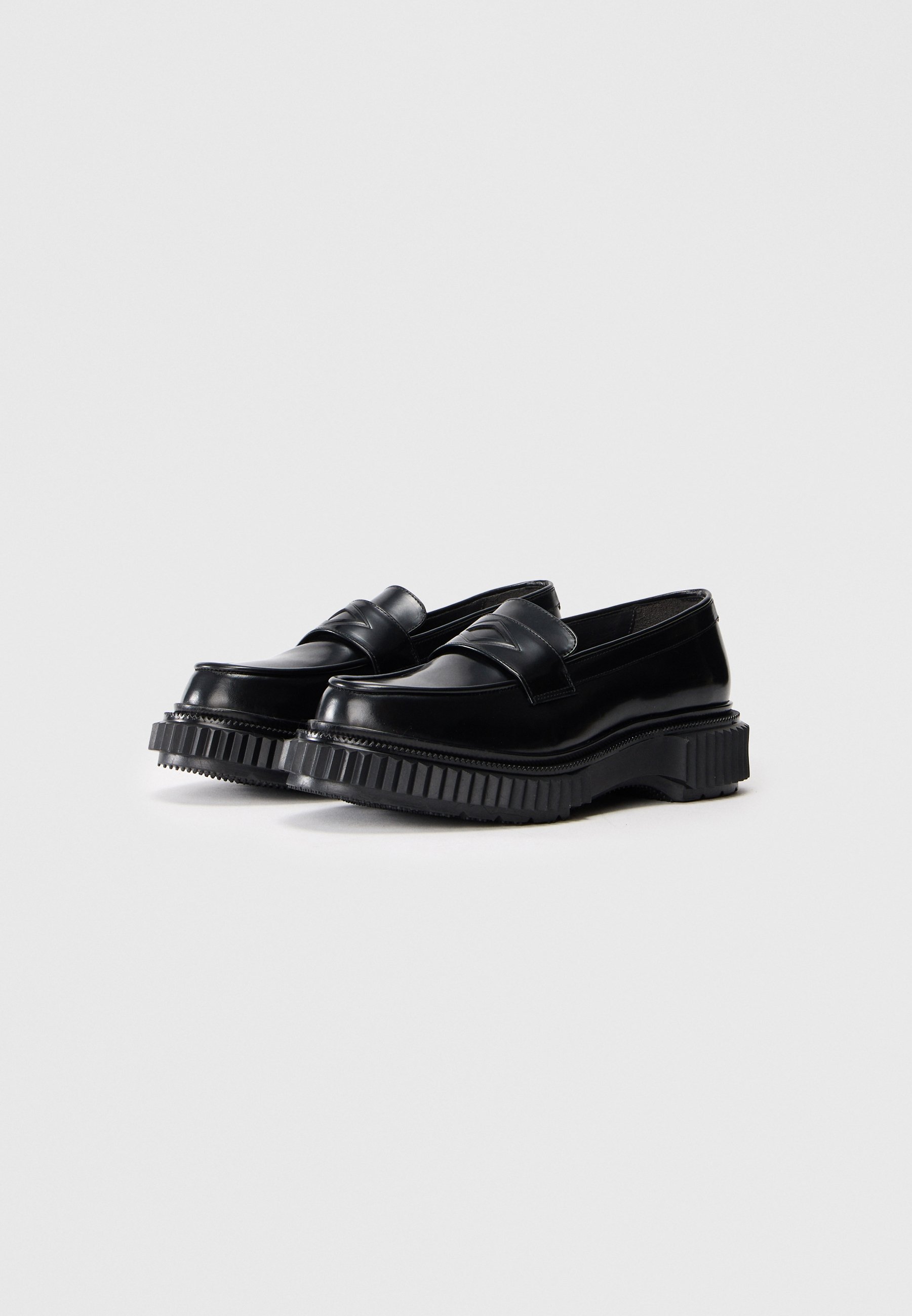 Adieu TYPE 182 UNISEX - Slip-on - nero