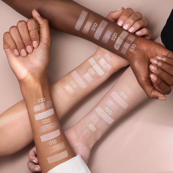 Catrice Highlighting Hero 030 Duo svinčnik<br>2.4g
