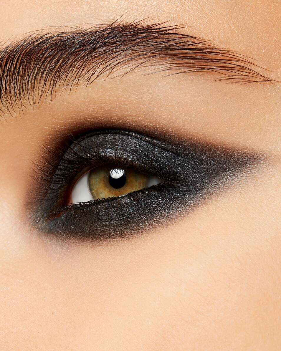 FARD À PAUPIÈRES MAC DAZZLESHADOW EXTREME - PIGMENTATION INTENSE - TENUE LONGUE DURÉE 12 HEURES