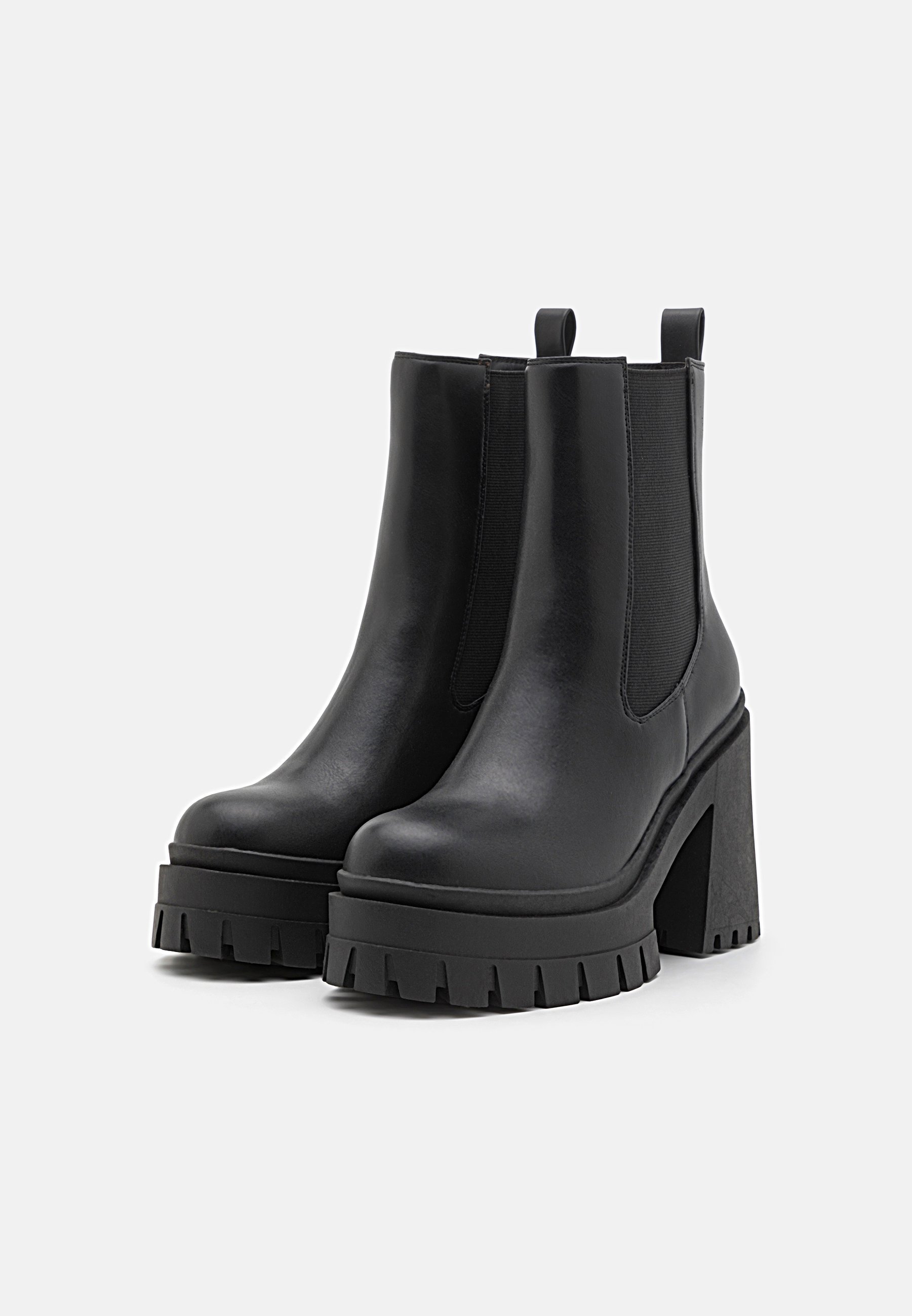 Even&Odd Plateau-Ankle-Boots mit weiter Passform – schwarz