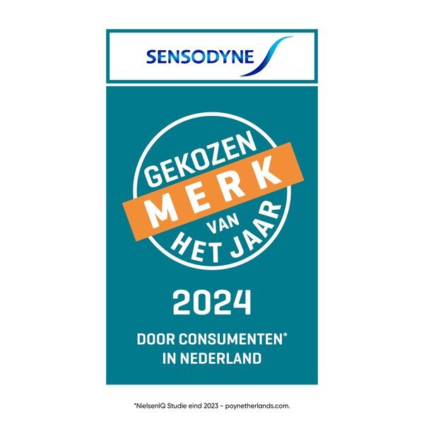 Zobna ščetka Sensodyne Deep Clean Extra Soft za občutljive zobe
