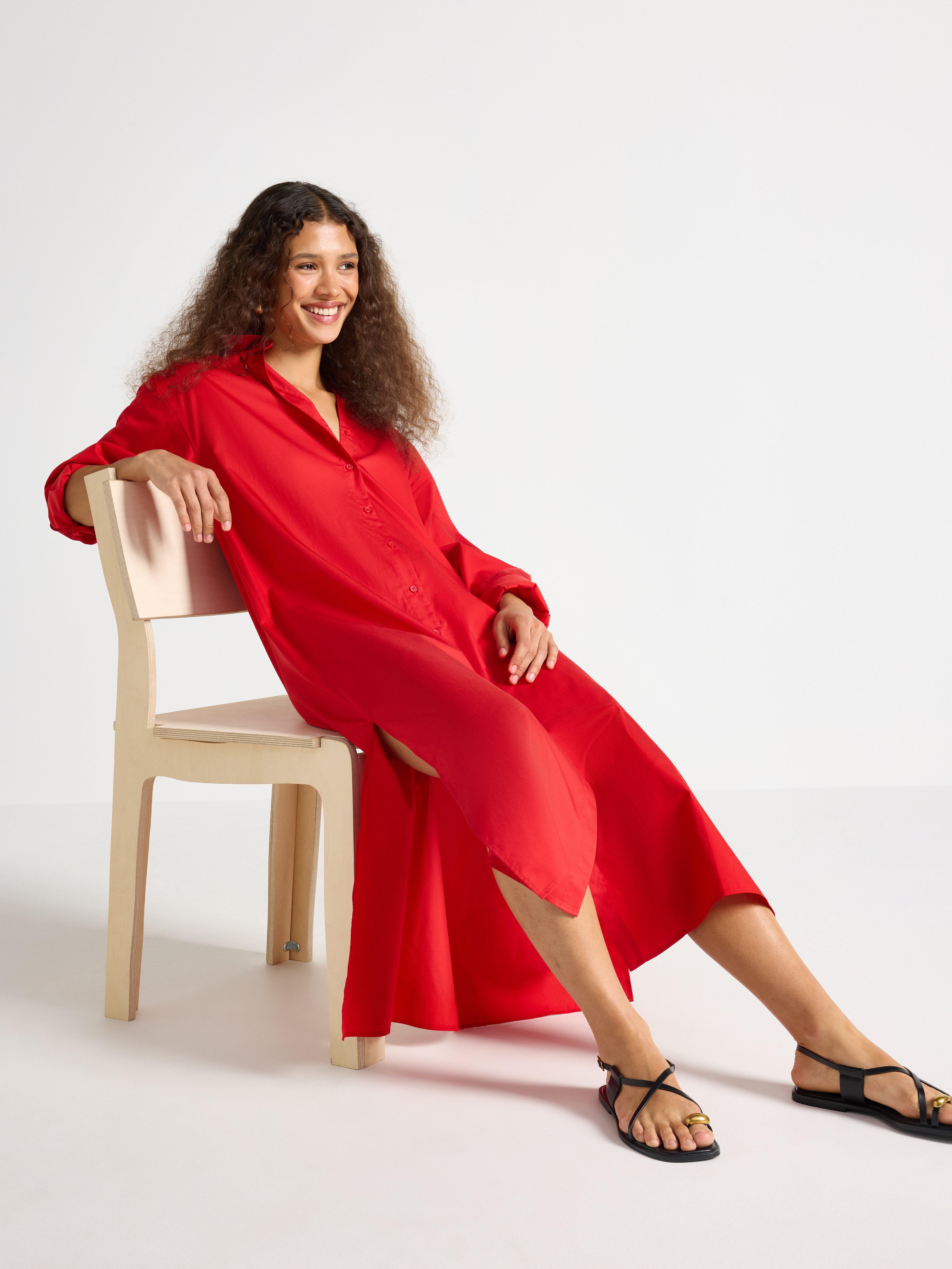 Vestido camisero rojo oscuro