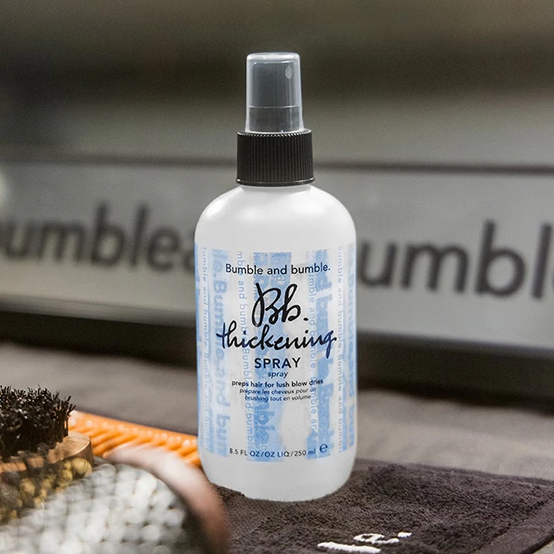 „Bumble and bumble Thickening Spray“ plaukų apimties suteikiantis purškiklis