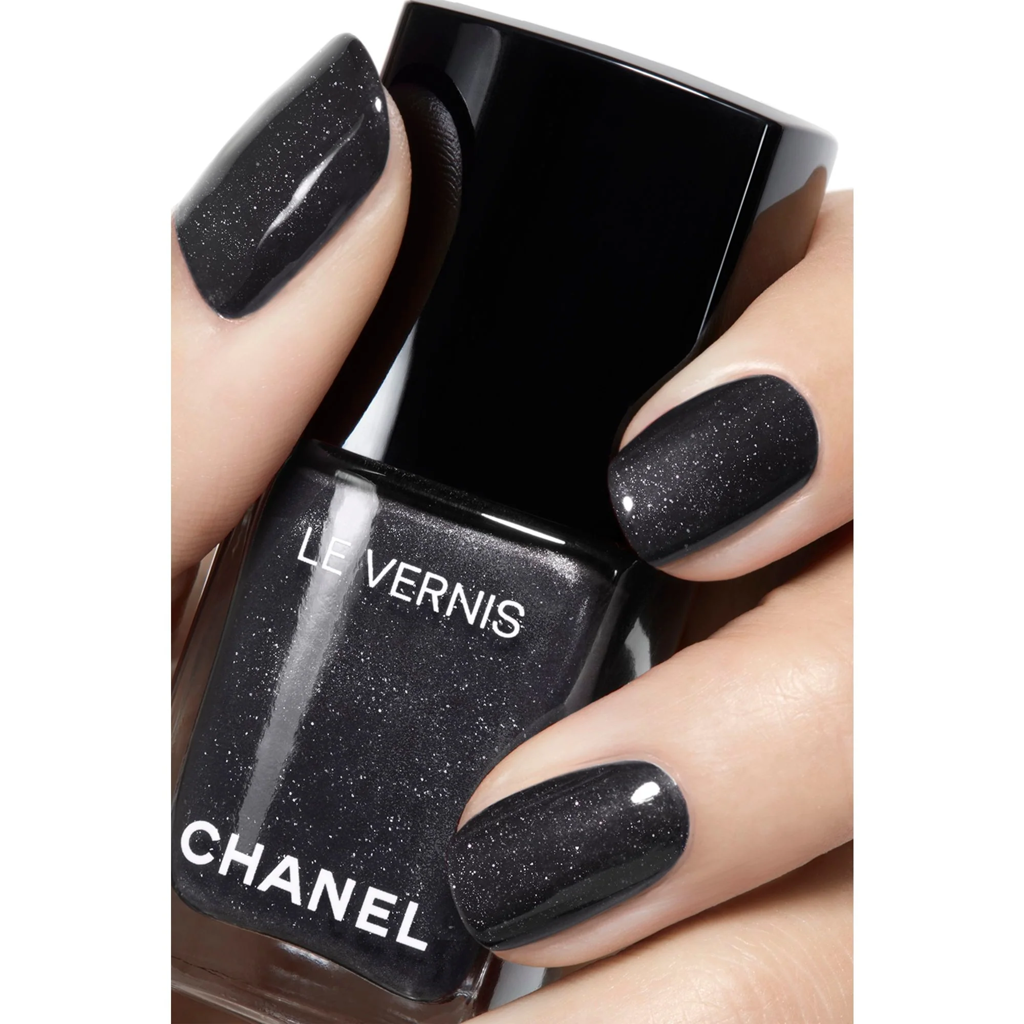 LE VERNIS - COLORE E BRILLANTEZZA LUNGA TENUTA